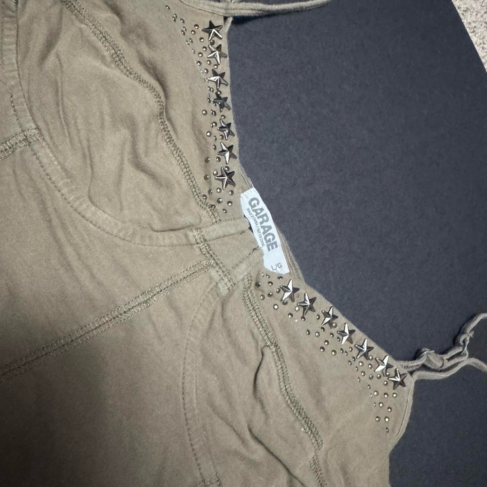 ❌SOLD❌ Garage Vintage Y2K Star-Studs Crop Top - Picture 3 of 3
